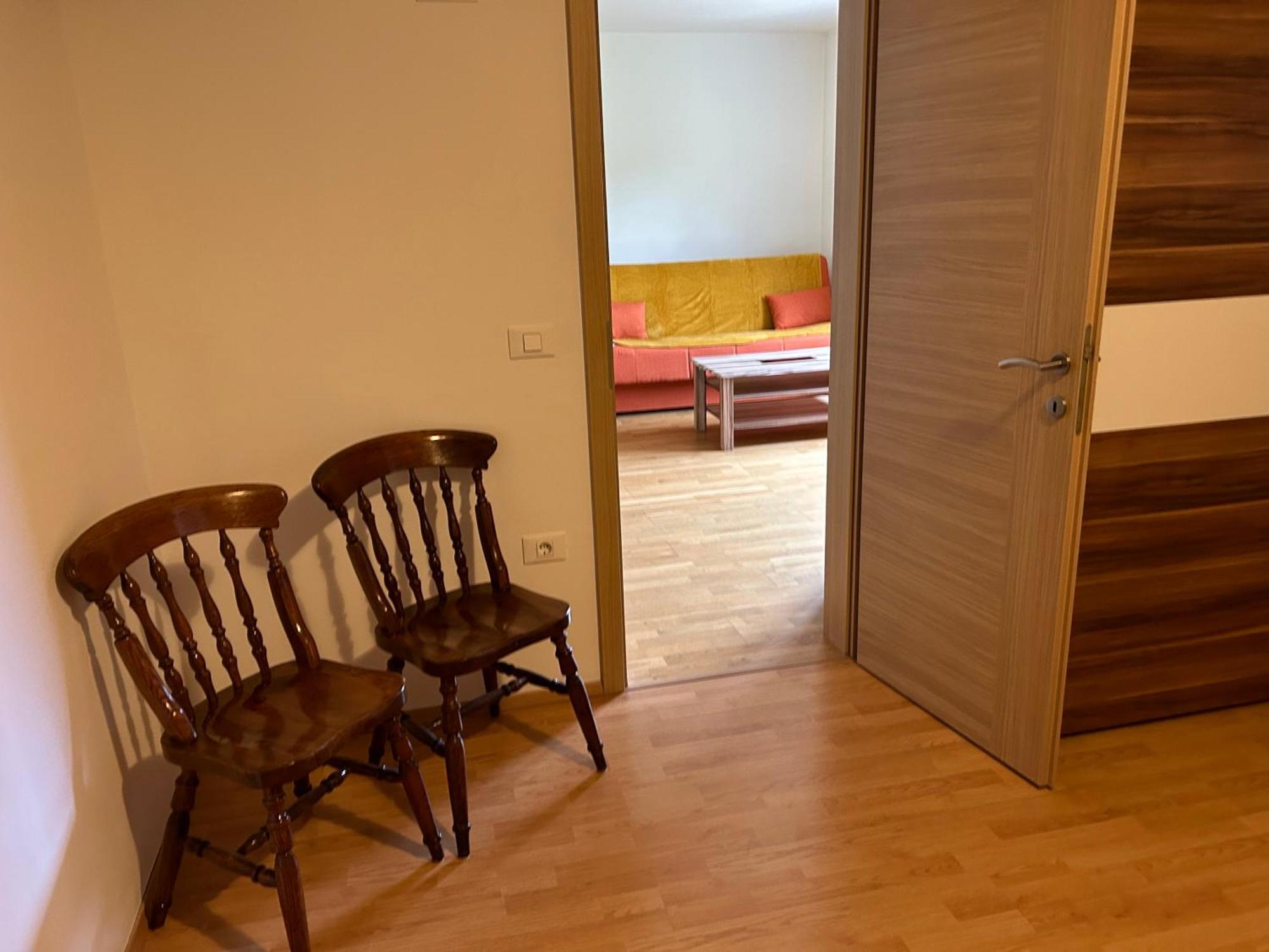 Apartma Family